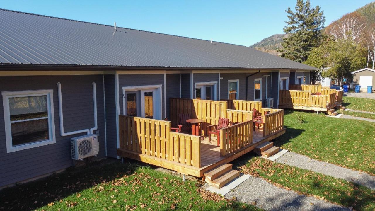 Motel L'Abri Carleton-sur-Mer Exterior foto